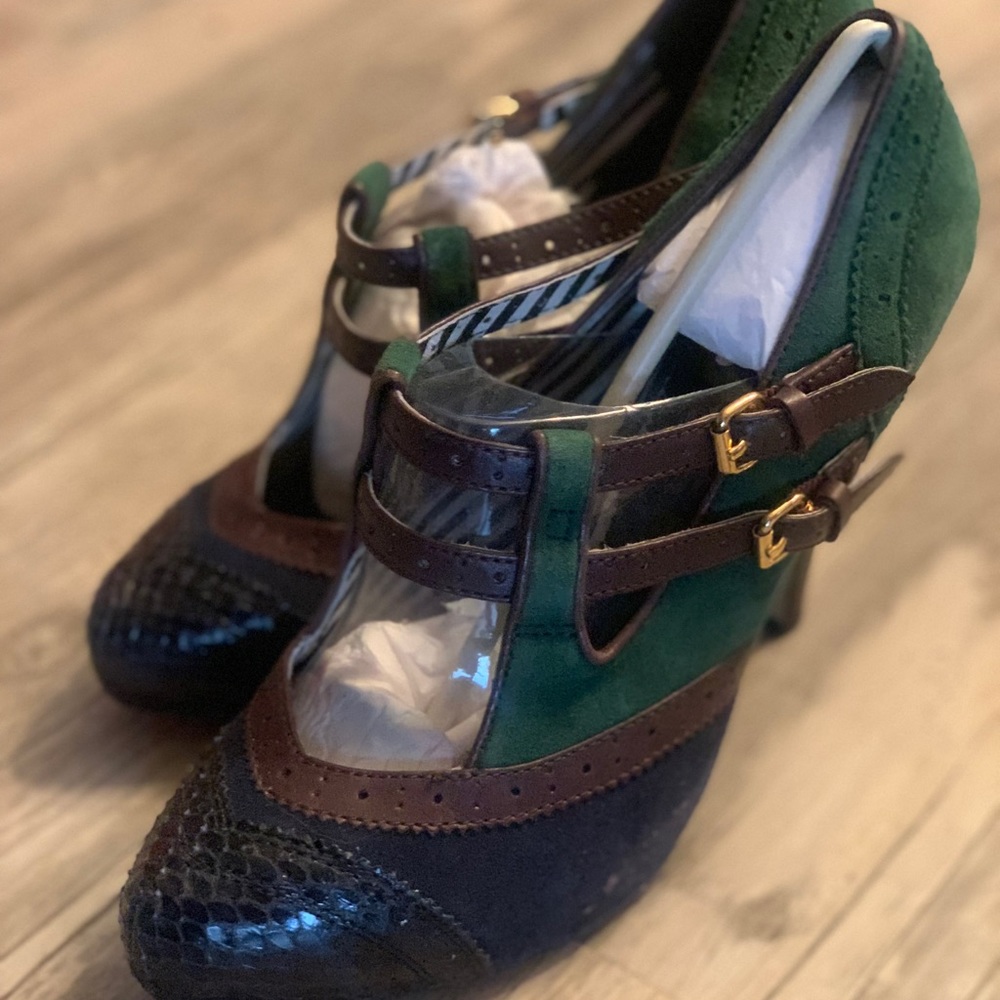 L.A.M.B Oxford Pumps 7